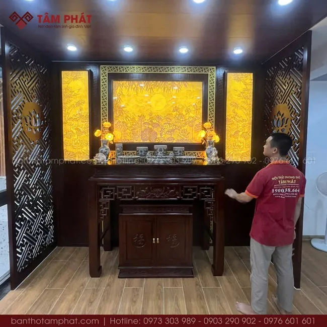 Tranh trúc chỉ tạo nên năng lượng tốt cho phòng thờ