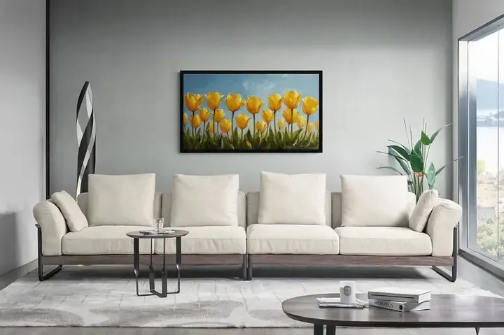 Tranh vẽ cánh đồng hoa tulip vàng mang lại sự ấm áp và may mắn cho gia chủ