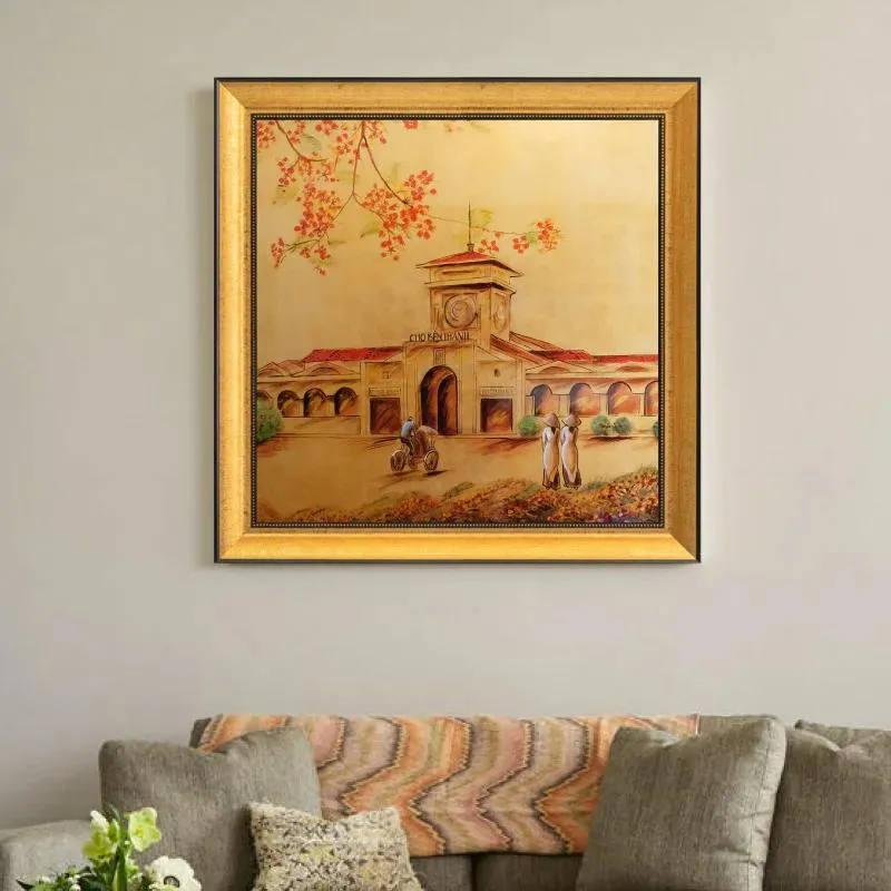 Tranh vẽ chợ bến thành chất liệu sơn mài tinh xảo và sang trọng