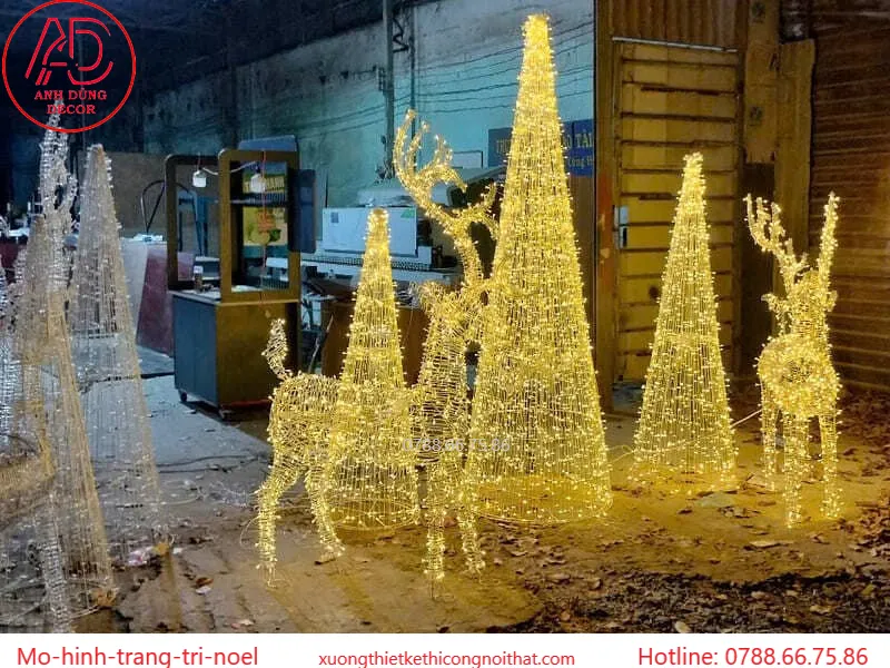 Mô hình con tuần lộc trang trí noel đẹp tại Anh Dũng decor
