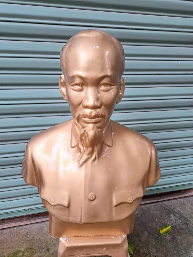 Tượng Bác Hồ thạch cao 70cm mạ đồng - toàn thân