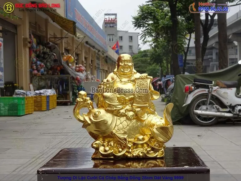 Màu sắc tinh tế của tượng Phật Di Lặc đúc thủ công