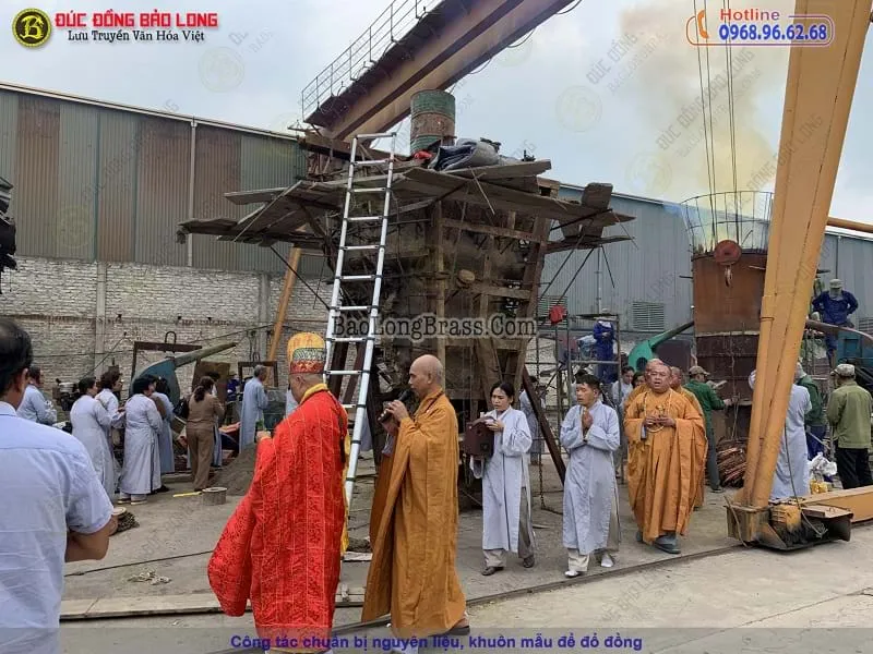 đúc tượng phật thích ca