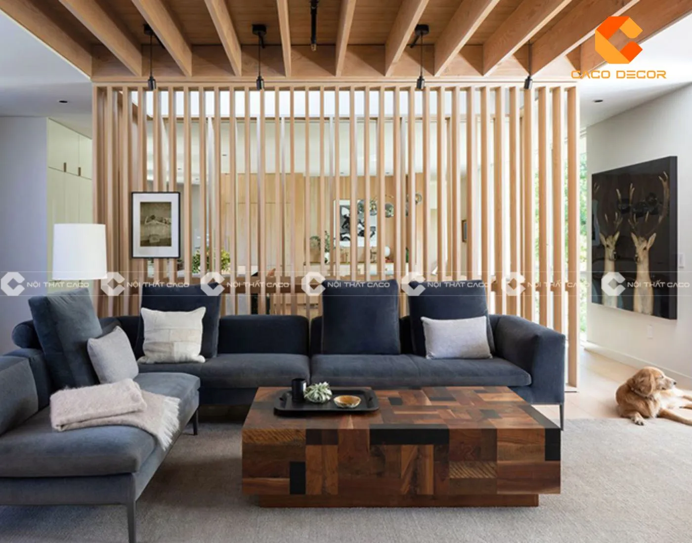 Mẫu vách trang trí ngăn phòng khách và bếp của nhà cấp 4