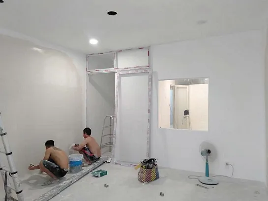 Thi công vách ngăn thạch cao cho văn phòng hiện đại tại TPHCM