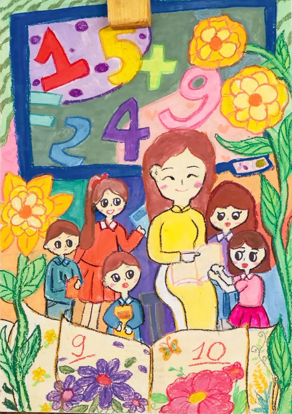 Vẽ tranh nghề nghiệp cô giáo đang giảng bài đầy nhiệt huyết