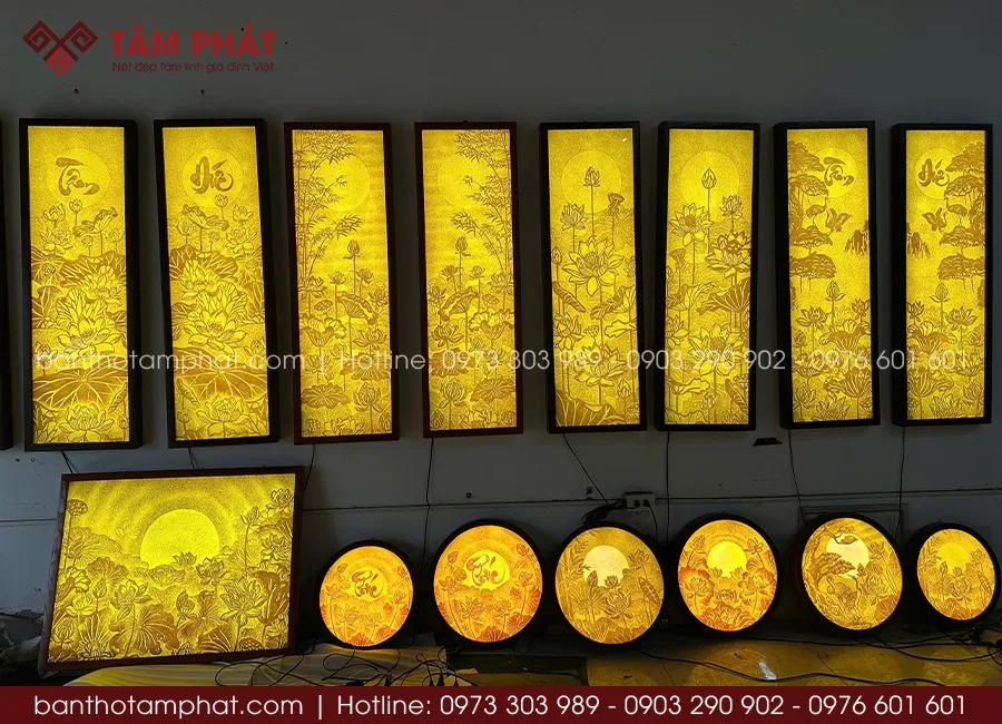 Tranh trúc chỉ hoa sen là mẫu được sử dụng nhiều nhất