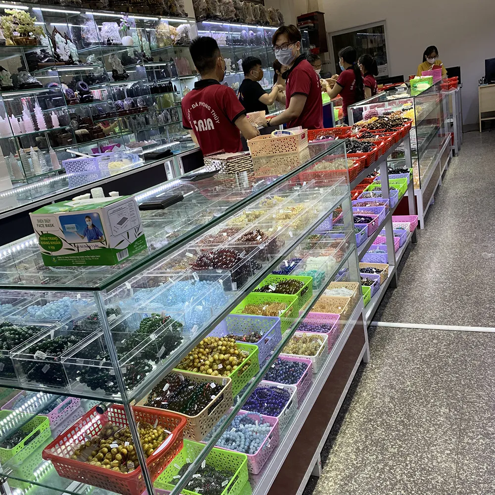 Vòng tay đá phong thủy mang may mắn từ Quận 5